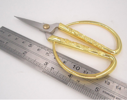 Embroidery Scissors - Gold Twin Dragons Small